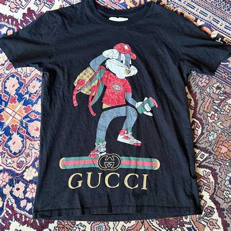 bugs bunny shirt gucci|Gucci Bugs Bunny bag.